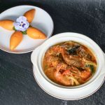 CLAYPOT CURRY PRAWN WITH CHINESE FRIED BUN